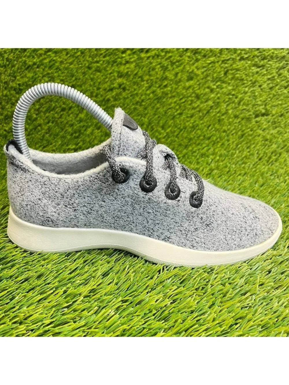 Allbirds Wool Runners Womens Size 7 Gray White Athletic Walking Shoes Sneakers